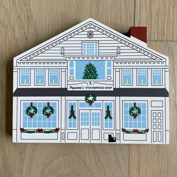 Nejaime's Stockbridge Shop - Stockbridge Christmas Series - The Cat's Meow - Picture 1 of 5